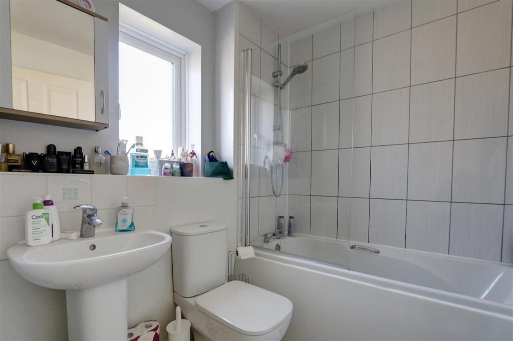 Bathroom.jpg
