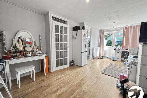 1 bedroom flat for sale, Staines Walk, Sidcup, Kent, DA14
