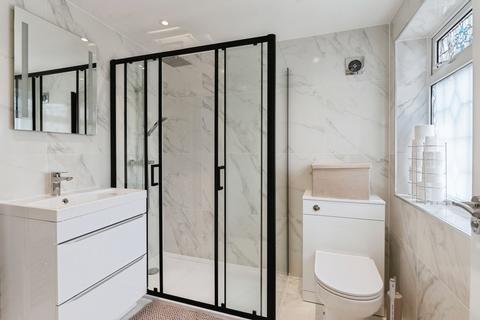 4 bedroom detached house for sale, Orchard Avenue, Rainham, RM13