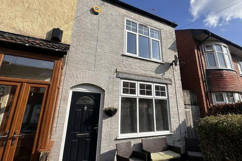 2 bedroom semi-detached house to rent - Glen Avenue, Manchester