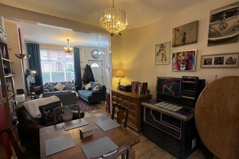 undefined, Glen Avenue, Manchester