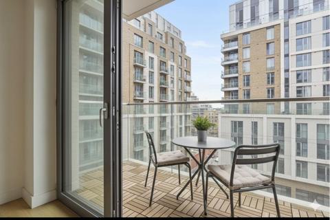 3 bedroom flat for sale, Aurora Apartments, 10 Buckhold Road, SW18