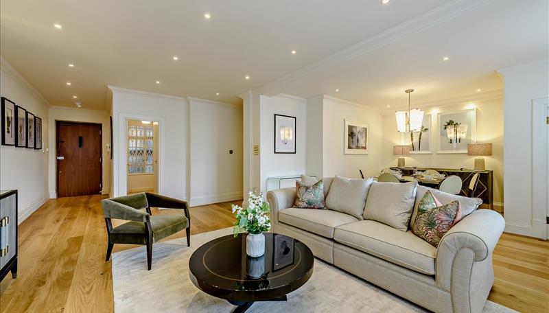 Strathmore Court No.7-02.jpg