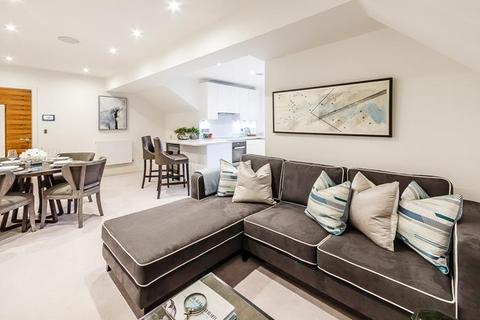 undefined, Rainville Road, London