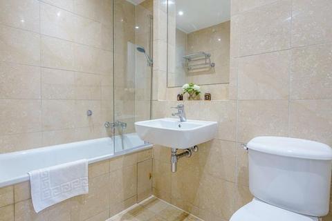 2 bedroom apartment to rent, Westferry Circus, London