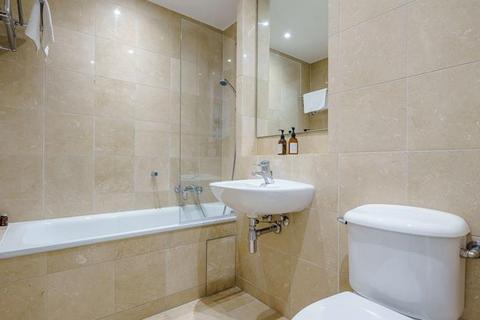 2 bedroom apartment to rent, Westferry Circus, London