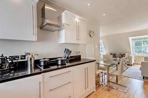 undefined, Grosvenor Hill, London