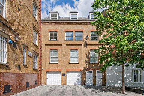undefined, Grosvenor Hill, London