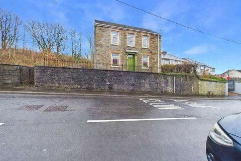 3 bedroom detached house for sale, Neath Road, Crynant, SA10