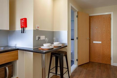 undefined, Dean Street, Bangor LL57