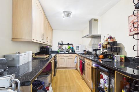 undefined, Oxford Terrace, Gloucester, Gloucestershire, GL1