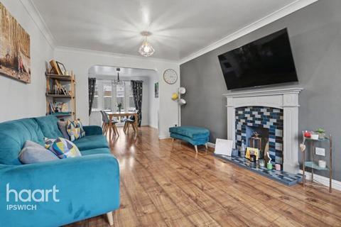 4 bedroom detached house for sale, St Agnes Way, Ipswich