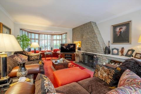 6 bedroom detached house to rent, Kennel Avenue, Ascot, Berkshire SL5