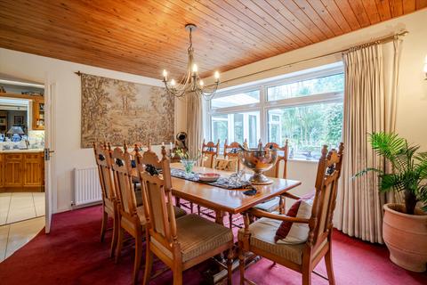 6 bedroom detached house to rent, Kennel Avenue, Ascot, Berkshire SL5