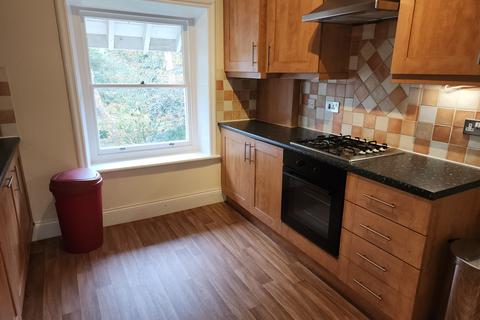 2 bedroom flat to rent, Manor Road, Bournemouth BH1