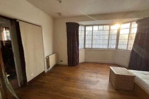 undefined, Clarence Avenue, London SW4