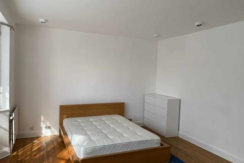 undefined, Clarence Avenue, London SW4