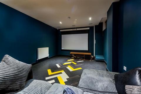 undefined, Chapel Street, LUTON