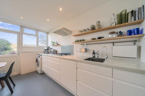 3 bedroom end of terrace house for sale, Claxton Path, Brockley, London