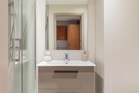 undefined, Elmwood Avenue, Belfast BT9