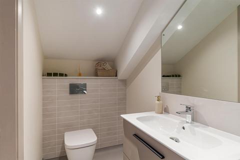 undefined, Elmwood Avenue, Belfast BT9