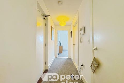 undefined, Ferry Court, Cardiff, CF11