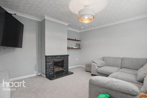 3 bedroom semi-detached house for sale, Violet Close, Ipswich