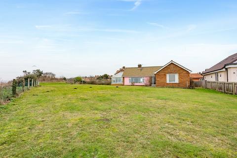 Panoramic Coastal Bungalow in Overstrand