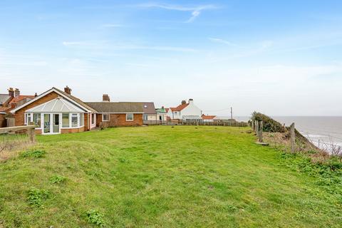 3 bedroom detached house for sale, Panoramic Coastal Bungalow in Overstrand