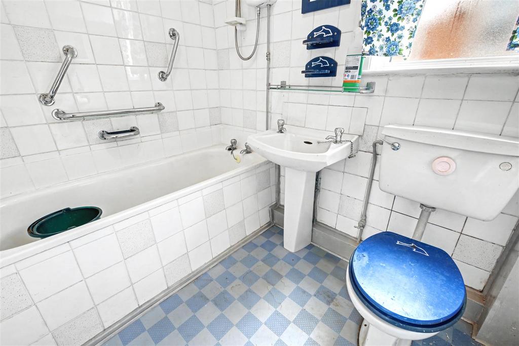 Bathroom.jpeg