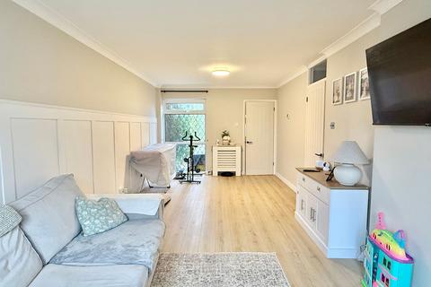 4 bedroom terraced house for sale, Oakley Close, Holbury, SO45