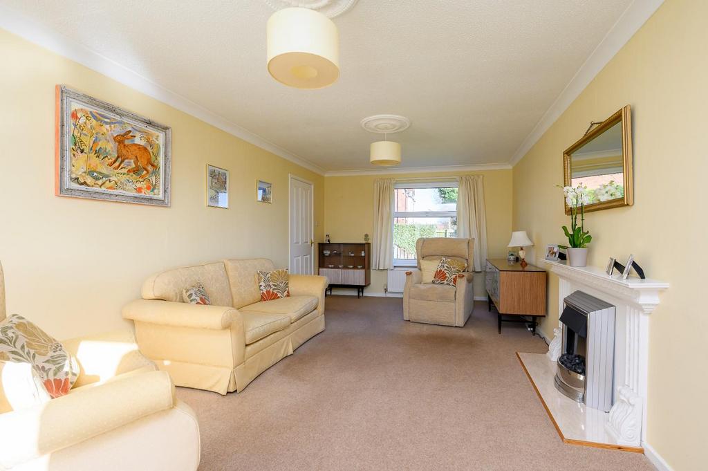 50 Ryedale Close.jpg