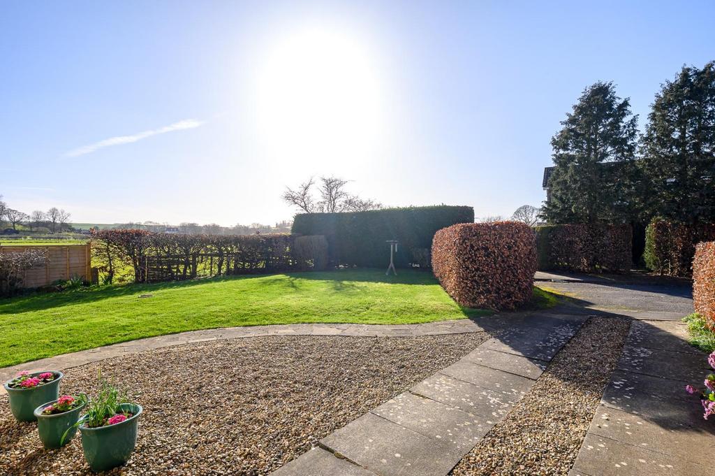 50 Ryedale Close-17.jpg