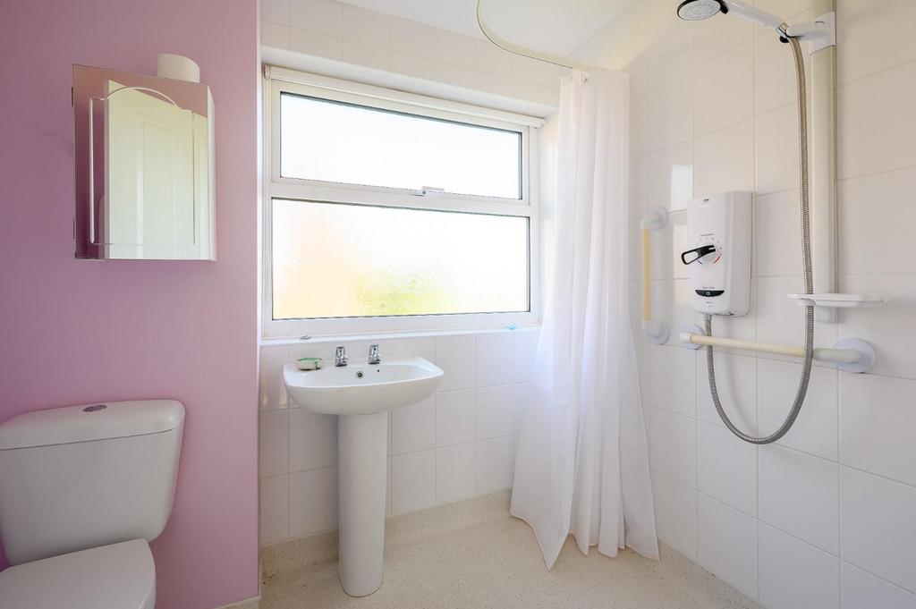 50 Ryedale Close-10.jpg