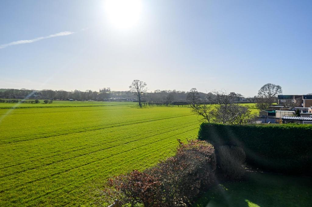 50 Ryedale Close-14.jpg