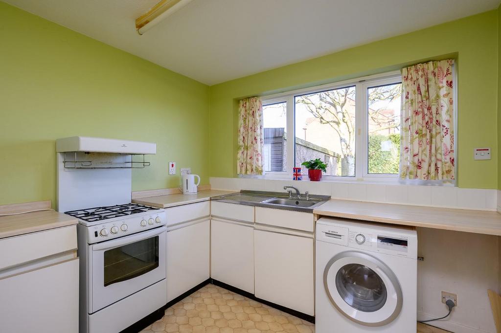 50 Ryedale Close-4.jpg