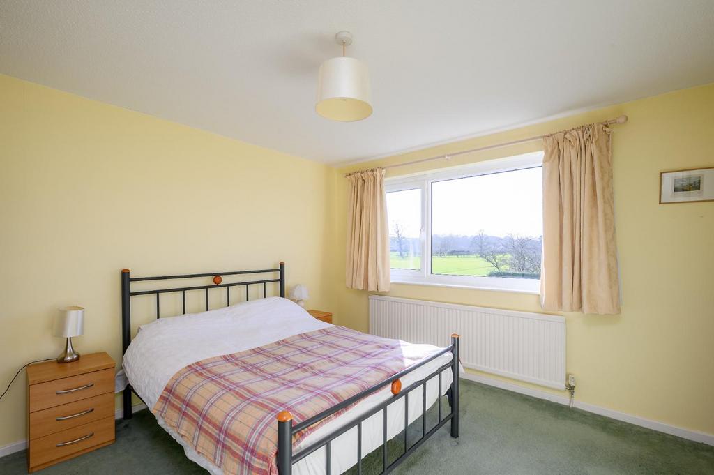 50 Ryedale Close-12.jpg