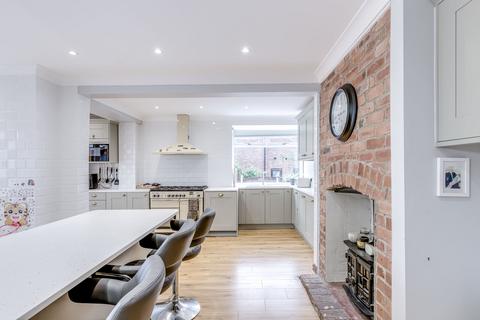 4 bedroom detached house for sale, Beacon Road, Wigan WN5
