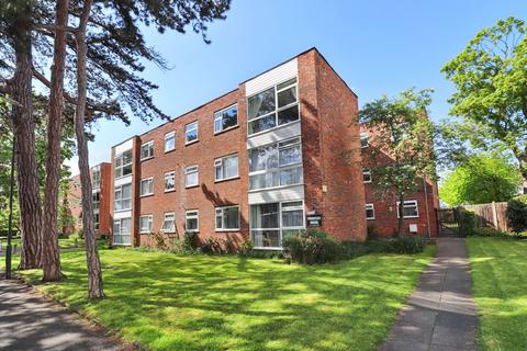 2 bedroom flat for sale, Essenden Road, Belvedere, DA17