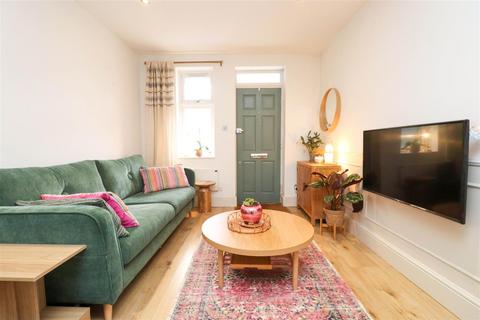 undefined, Fleet Road, Fleet GU51