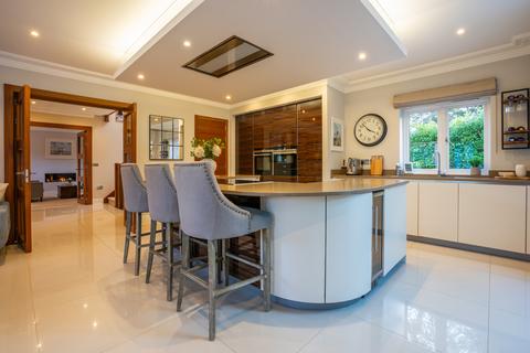 4 bedroom detached house for sale, Bingham Avenue, Lilliput, Poole, Dorset, BH14