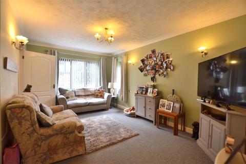 2 bedroom flat for sale, Pegasus Court, Fleet GU51