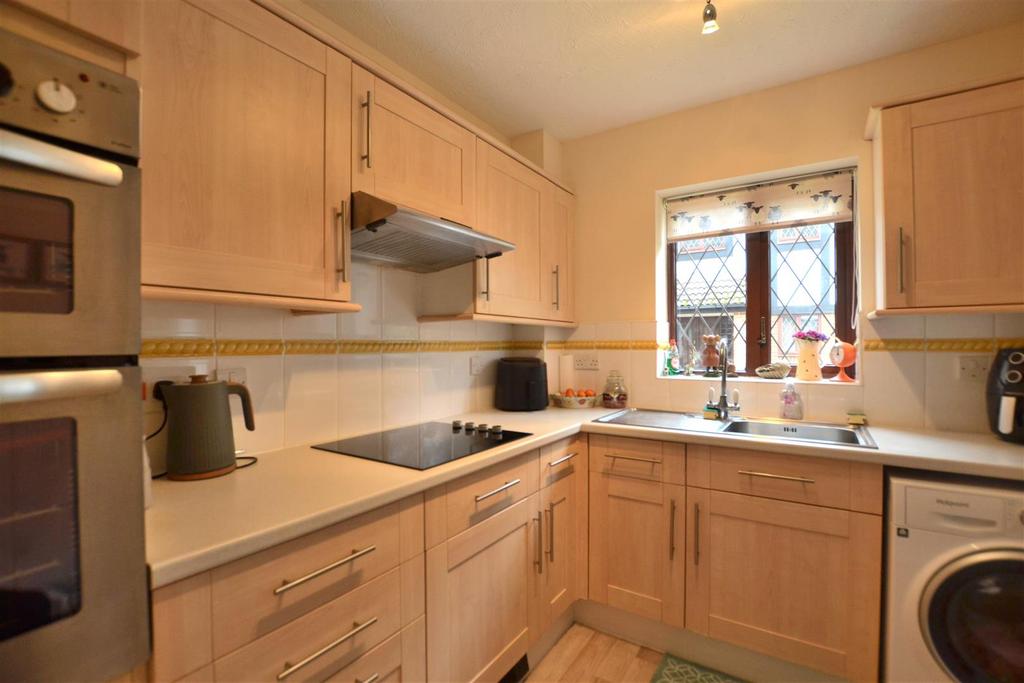 Kitchen.JPG