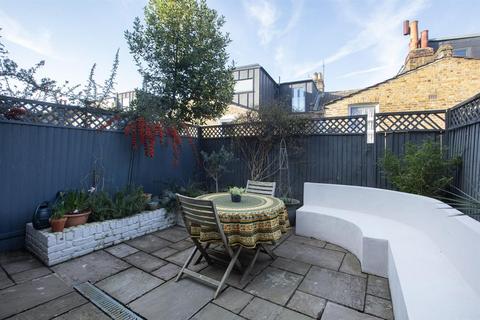 3 bedroom terraced house for sale, Gairloch Road, Camberwell, SE15