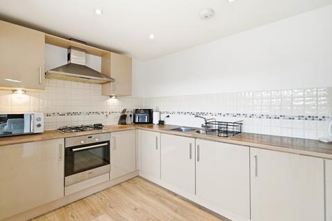 2 bedroom flat for sale, Dalreoch Place, Dumbarton, West Dunbartonshire, G82