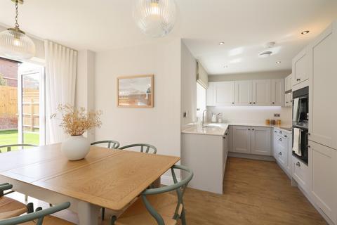 3 bedroom semi-detached house for sale, Martlet View, Burgess Hill