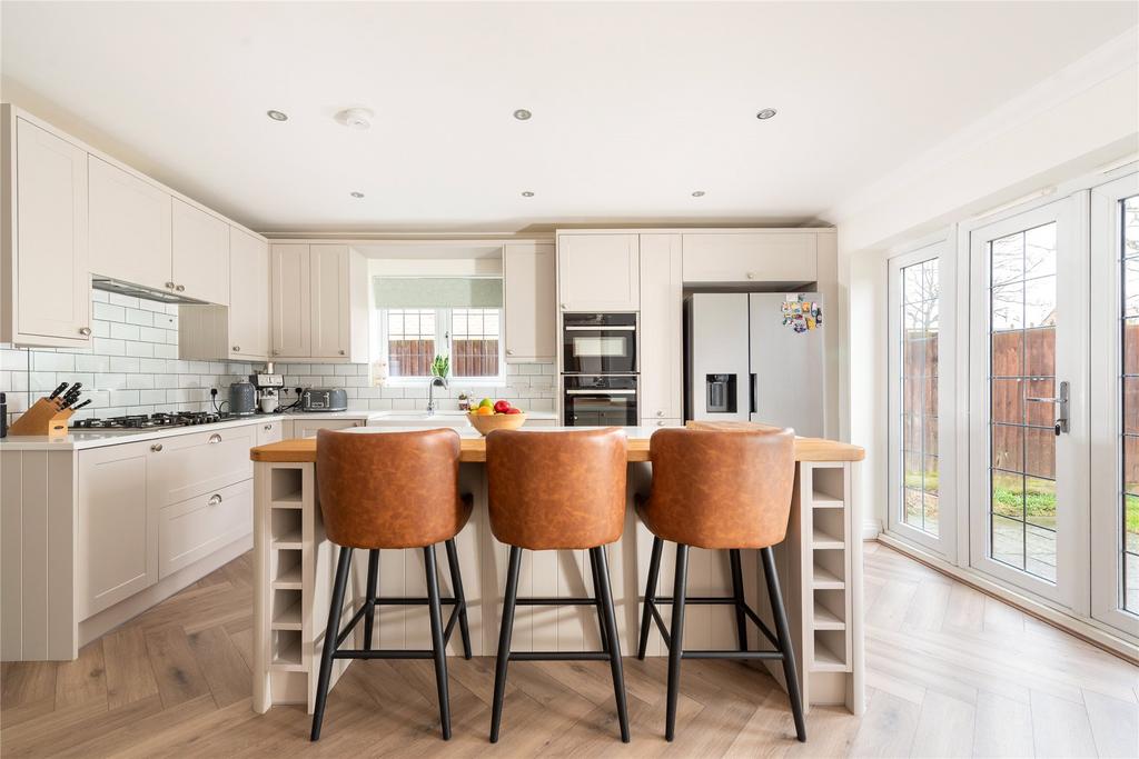Kitchen/Breakfast Rm