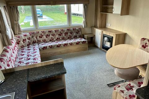 3 bedroom mobile home for sale, Abi Horizon, Tingdene, NR32