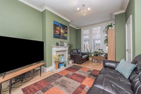 4 bedroom terraced house for sale, Aberdeen Grove, Armley, Leeds