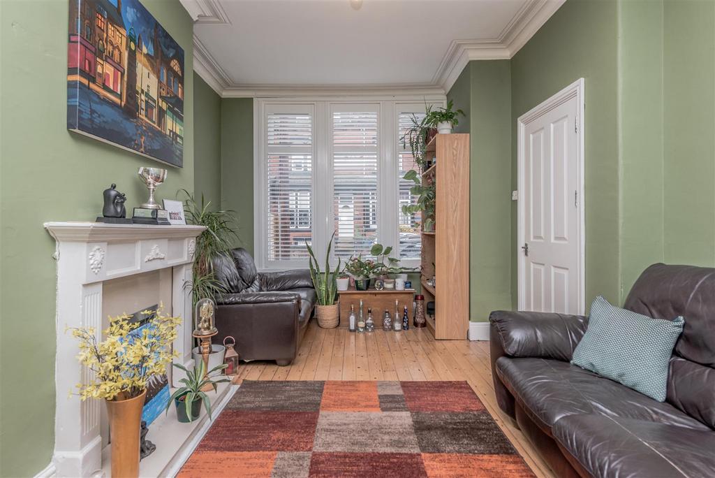 Living Room: